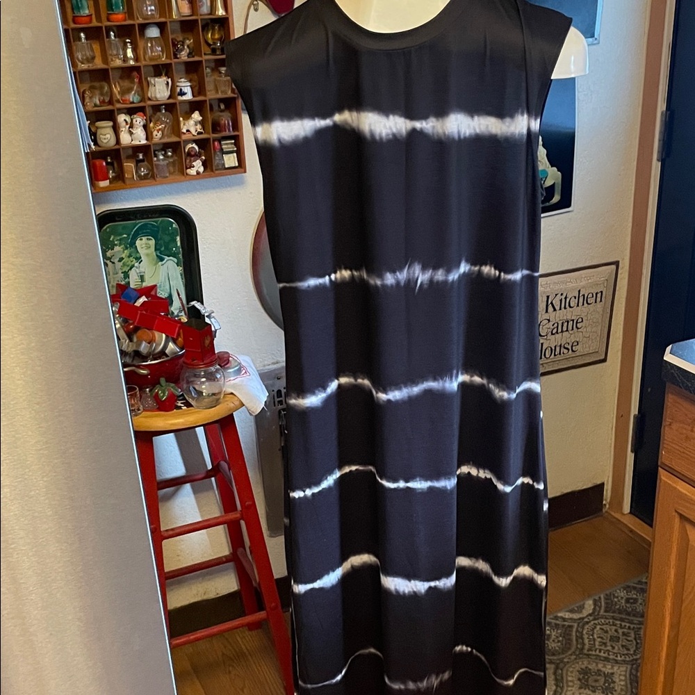 NWT Exclusive Tie Dye Style Long Dress Size M Black, White, Grey